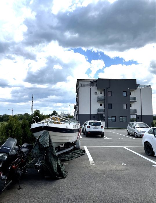 Apartamente de închiriat