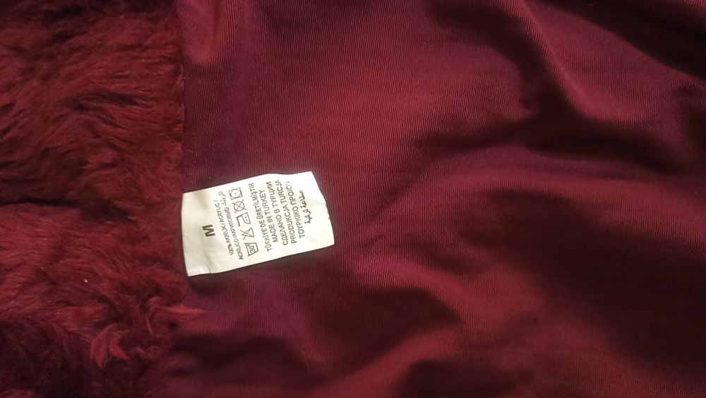 Елек от изкуствен косъм размер М