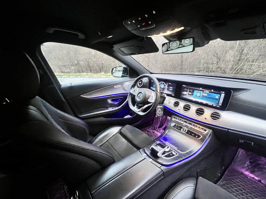 Mercedes-Benz E 220d 4MATIC