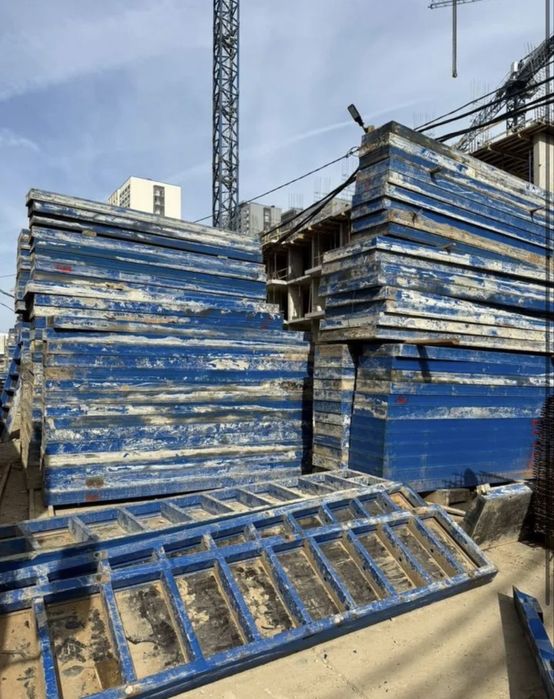 Опалубка крупнощитова в аренду