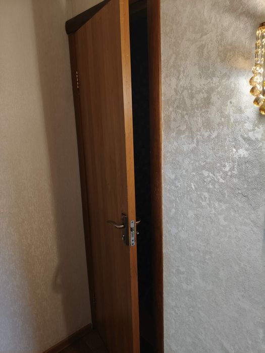 Продам 3 двери двери