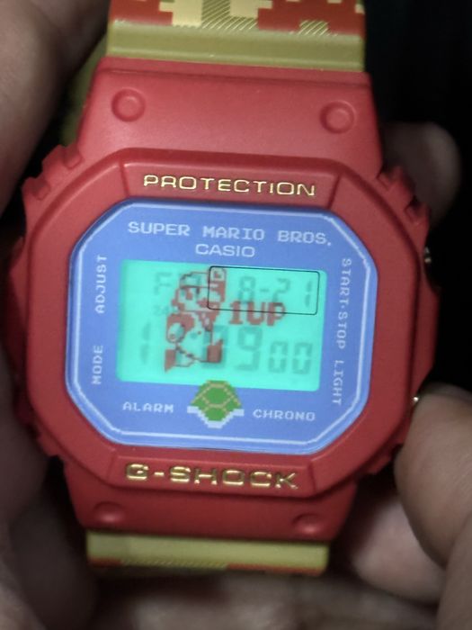 Ceas Casio G-Shock DW-5600SMB Mario aproape nou