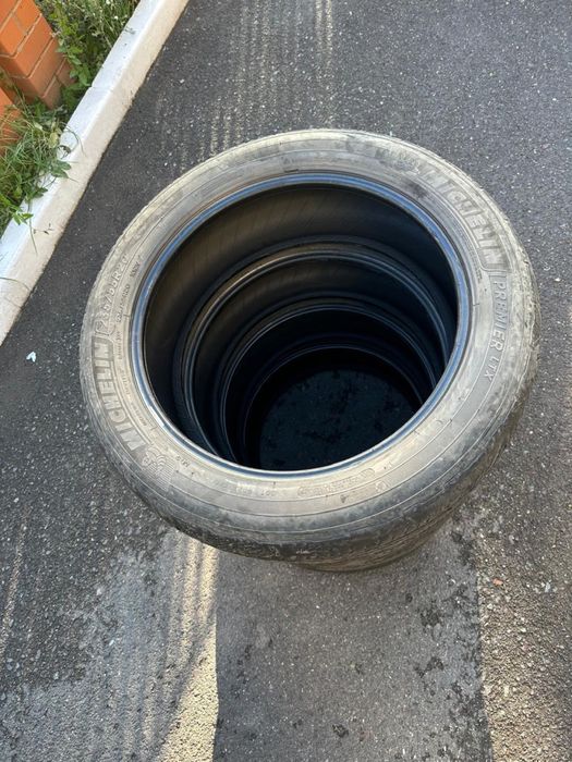 Продам шины Michelin 235/55r20