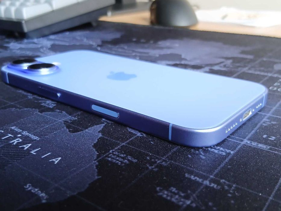 Apple Iphone 16 128Gb Ultramarine син