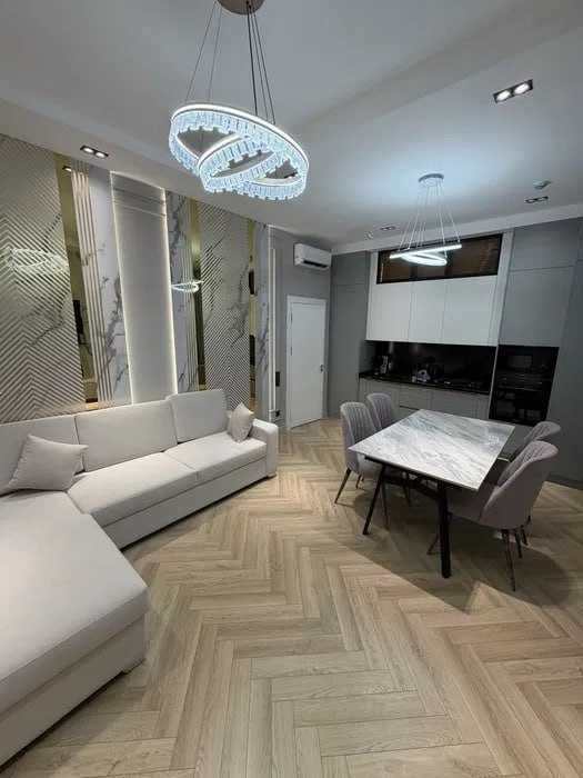 Шикарная квартира в центре города в р-н Шайхонтохур о-р Милий Бог ID07