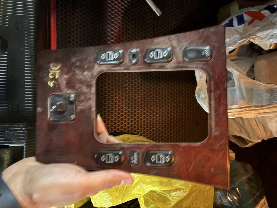 Аксессуары на Mercedes 210