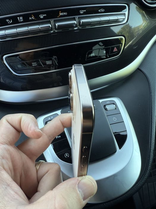 Iphone 16 pro 128 Gb Gold