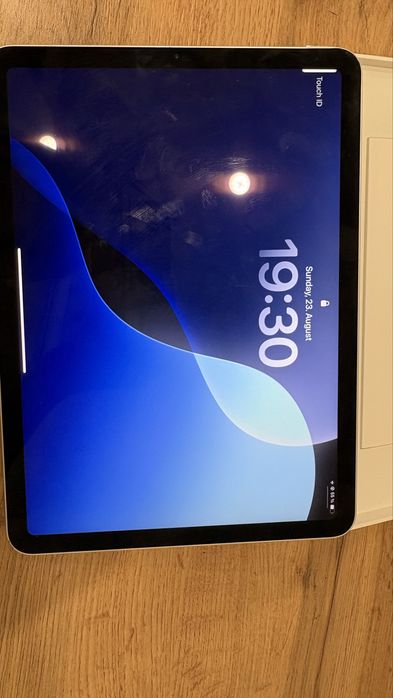 iPad Air 4 64GB + Apple Pencil