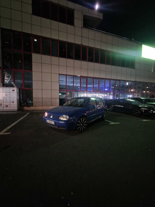 Vand golf 4 1.4 16v benzina