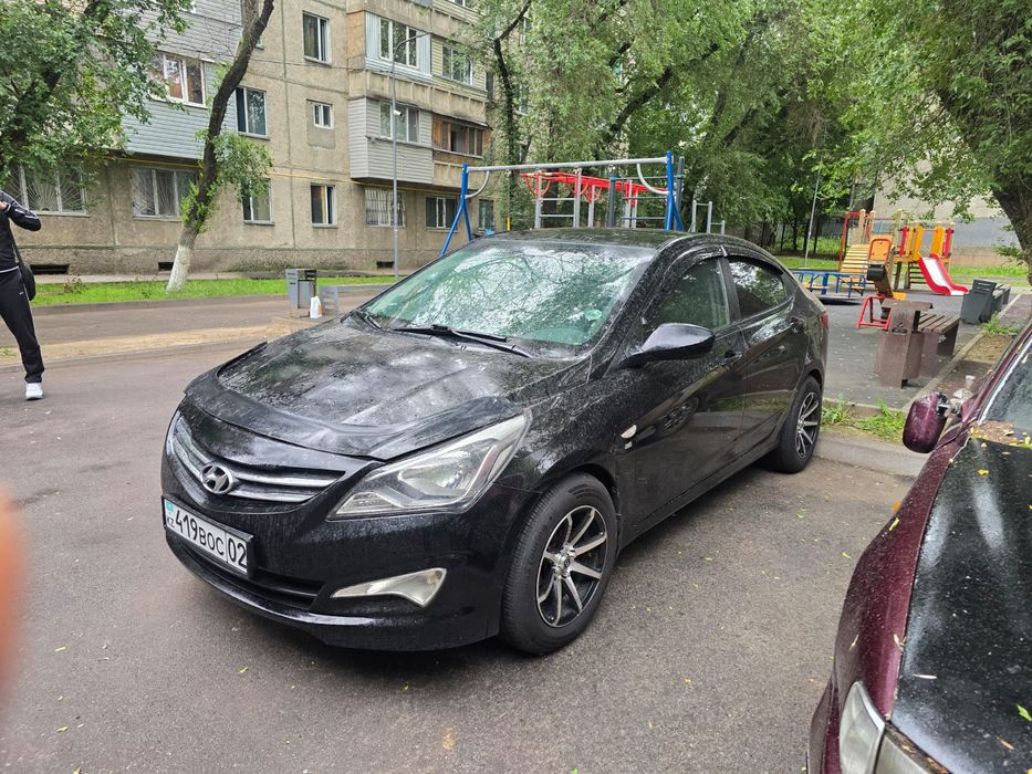 Хундай солярис в отличном состояние