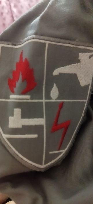 Продаю спецодежду