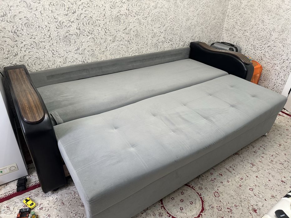 Продам раскладной диван