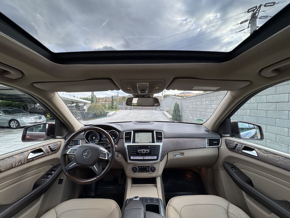 Mercedes-Benz ML350 cdi 4Matic Airmatic AMG Distronic Webasto H&K