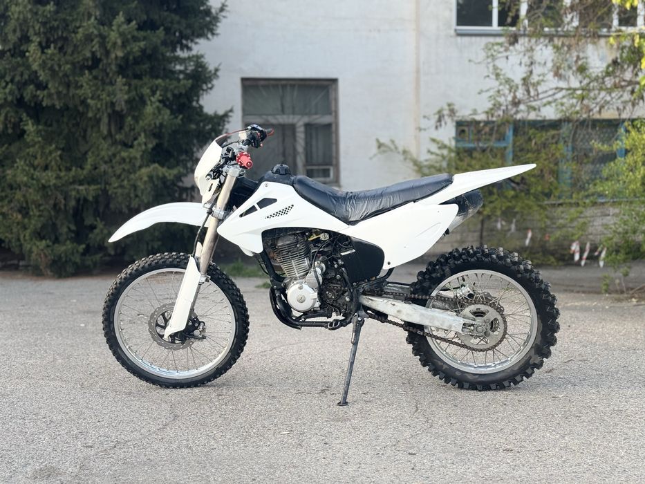 Продам эндуро 06 250 кубов