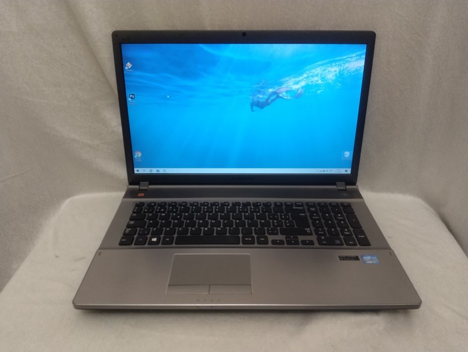 Samsung NP550P7C 17.3"