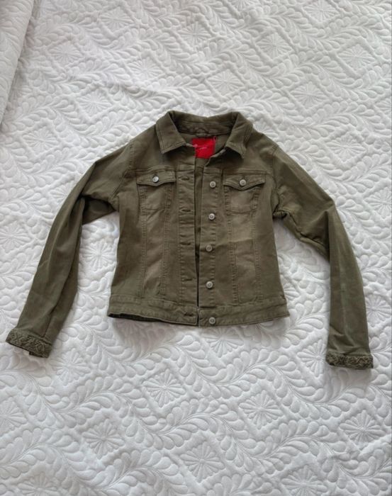 Vând jacheta S’Oliver