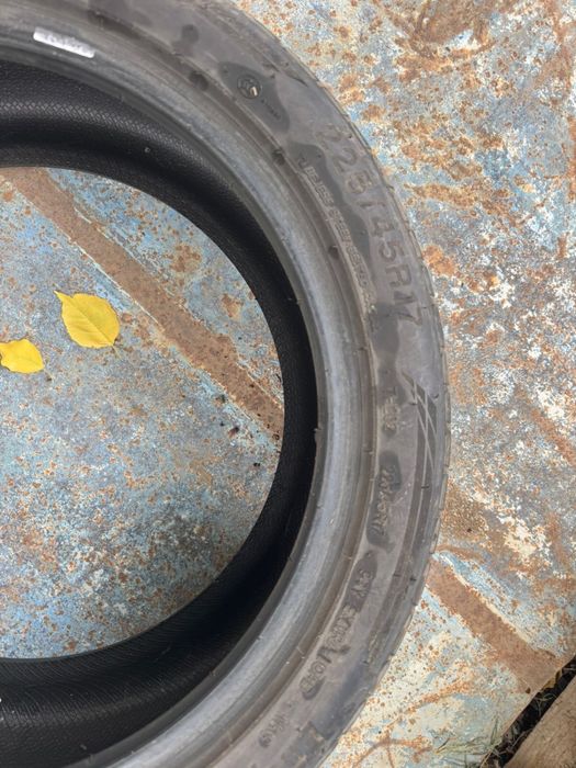 Продам шины комплект 225/45R17