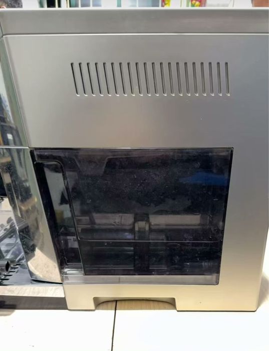 Кофемашин Delonghi