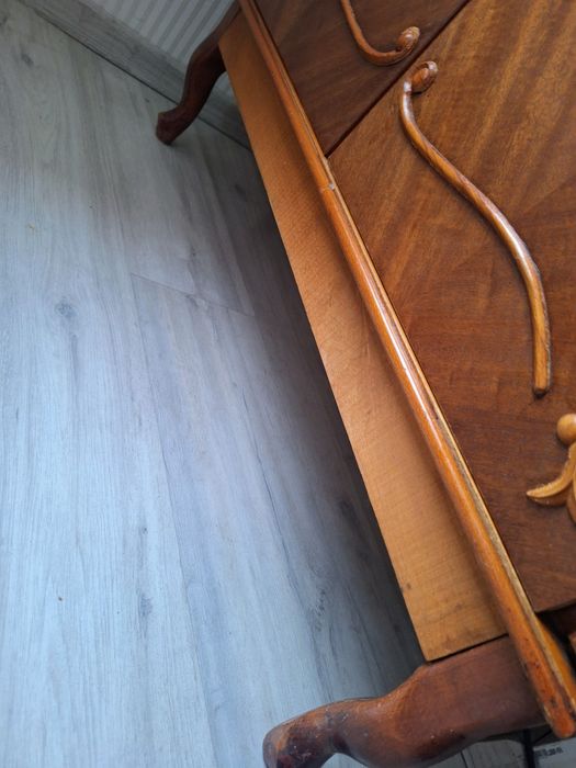 Буфет- Шкаф-витрина Румыния 1978г