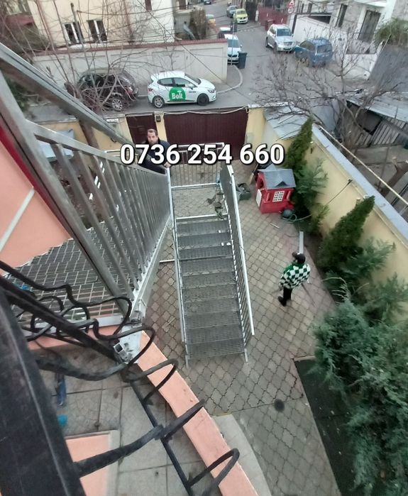 Scara metalice zincate