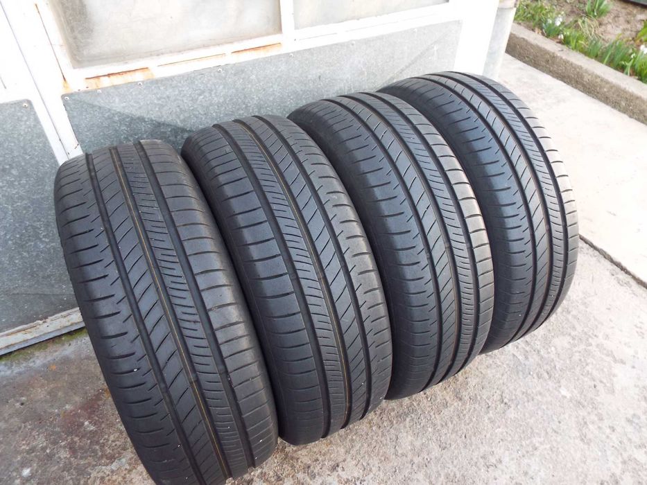 vand 4 anvelope de vara 205/60/16 nexen pret 500lei toate4