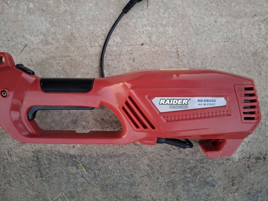 Електрическа коса  с нож и корда RAIDER RD-EBC02 1200 W, ШИРИНА НА КОСЕНЕ 42.00 см
