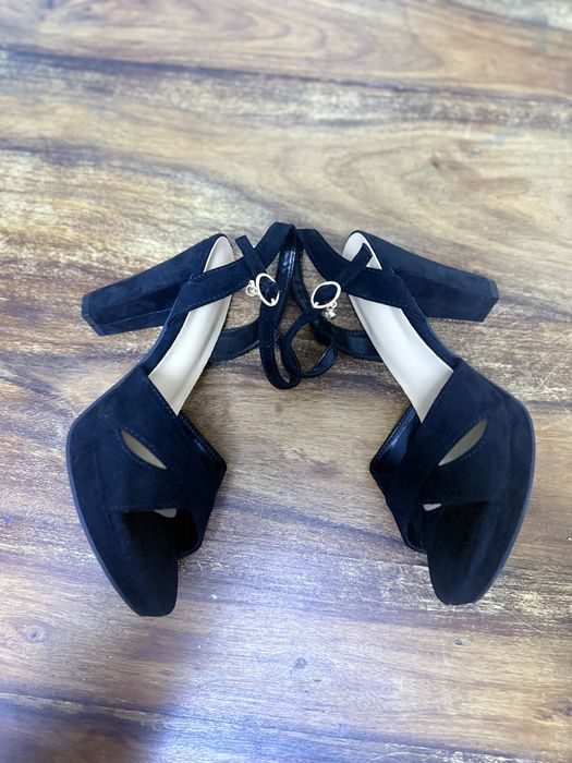 Sandale negre elegante cu toc gros, marimea 38, noi