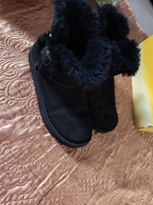 Аяқ киім отдам даром