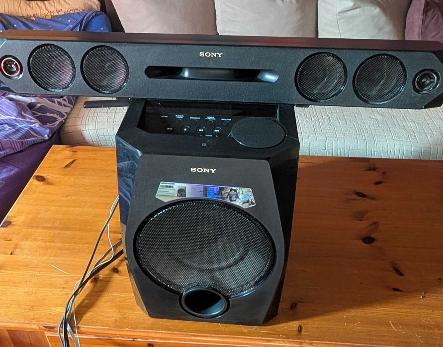 Саундбар система  SONY HT-GT1