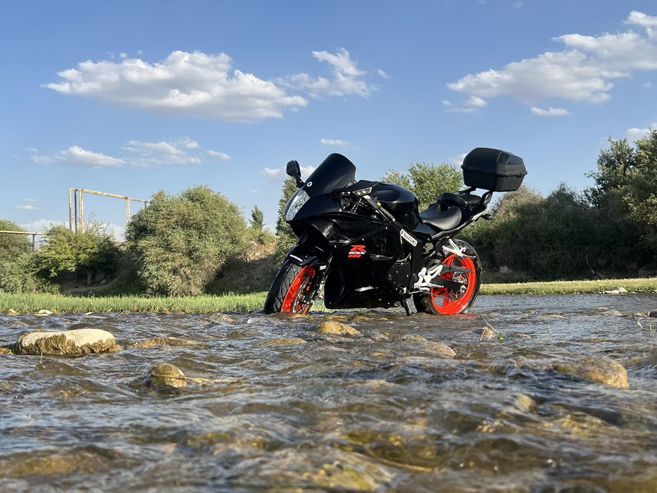 Продаю мотоцикл HYOSUNG 250