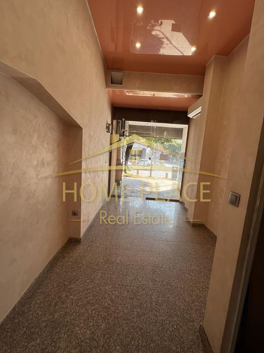 Дава се под наем Магазин в Варна, Център - 18 кв.м за 408 € - Снимка #2