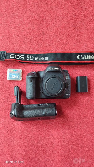 Canon EOS 5D Mark III — sotiladi
Canon EOS 5D Mark III fotoapparat