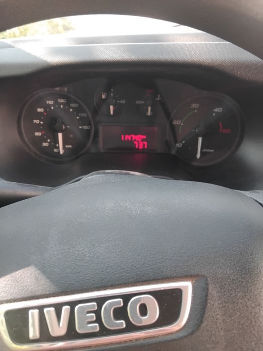 Vând Iveco daily 2,3 din 2015