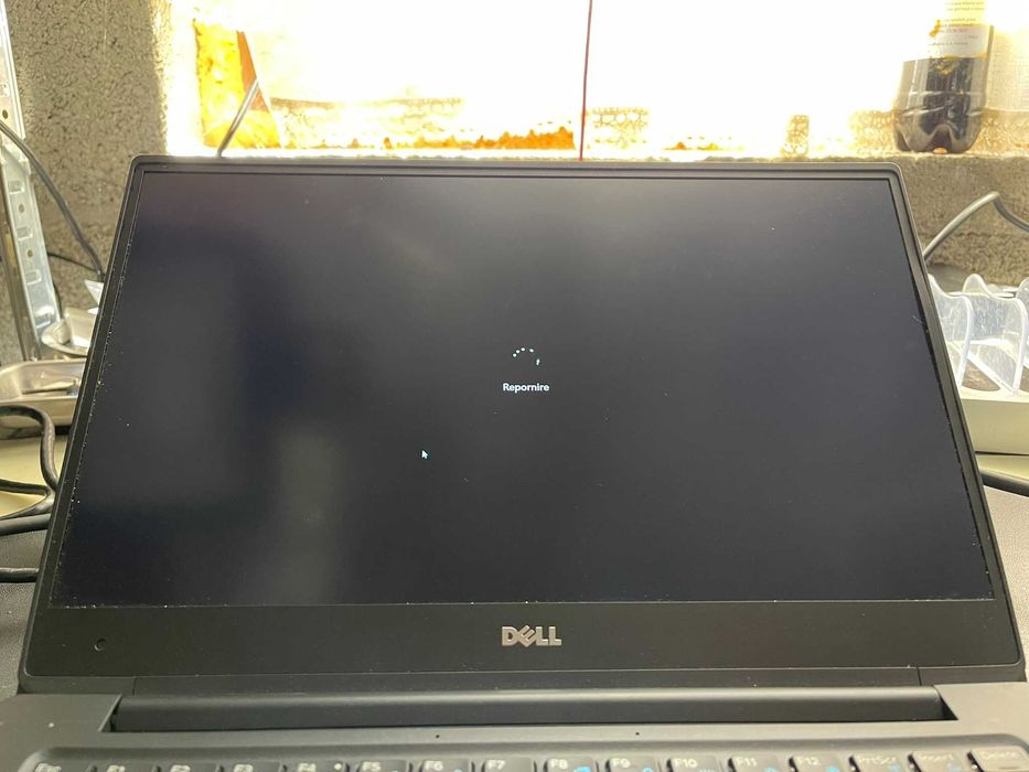 Laptop Office Dell Latitude 13 7370, Intel core m5-6y57, 8GB RAM, SSD 128GB, Windows 11 Pro, Docking Station Cadou