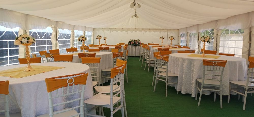 Corturi pentru evenimente de inchiriat