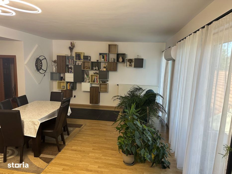 PF vand casa cu teren 1219 mp - 6 camere - 321 mp - str. Adevarului