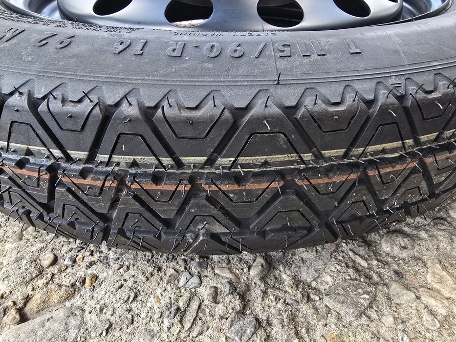 Резервна гума - патерица 16" за BMW / БМВ / 5 × 120
