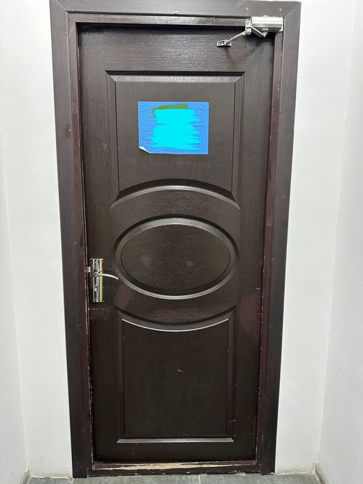 Продается б/у дверь