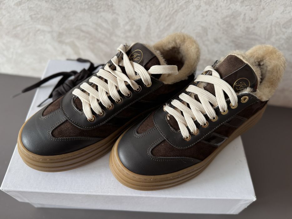 Кроссовки зимние