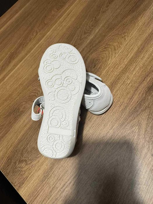 Детски сандали от естествена кожа