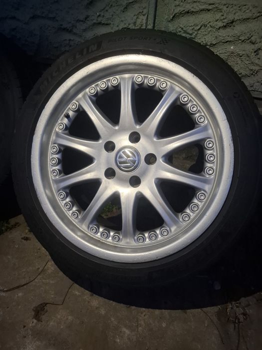 Vand set 4 jante R 17 vw passat b6 cu anvelope 225 45 17 michelin