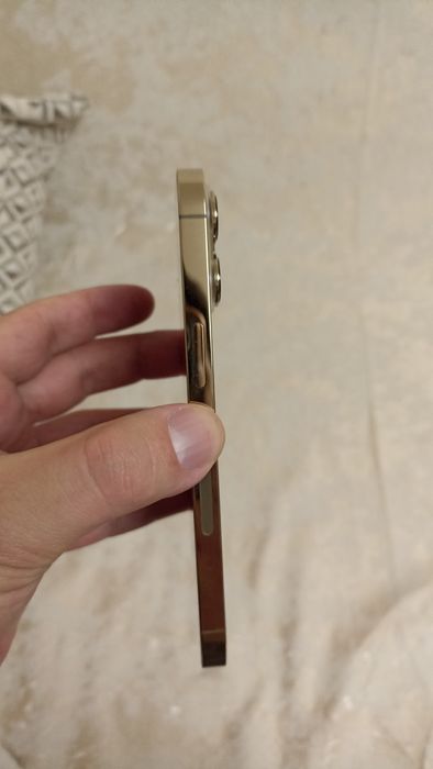 iPhone 13 pro золото