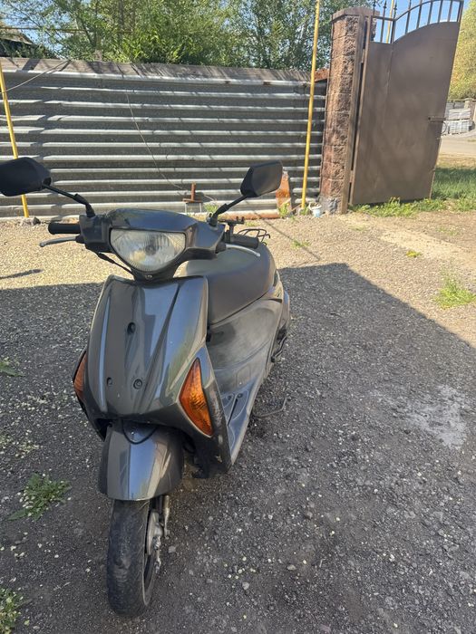 Продам скутер сузуки летс 5