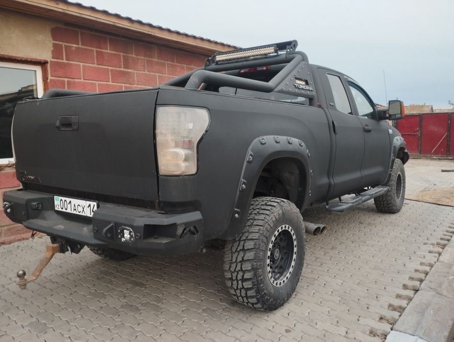 Продам Тойота тундра