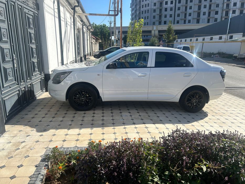 Chevrolet Cobalt AT, Midnight 2025