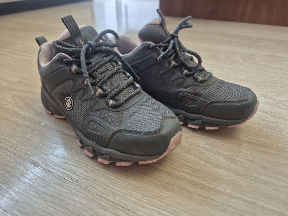 Термокроссовки женские