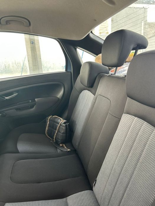 Vând Fiat Linea in stare buna de funcționare