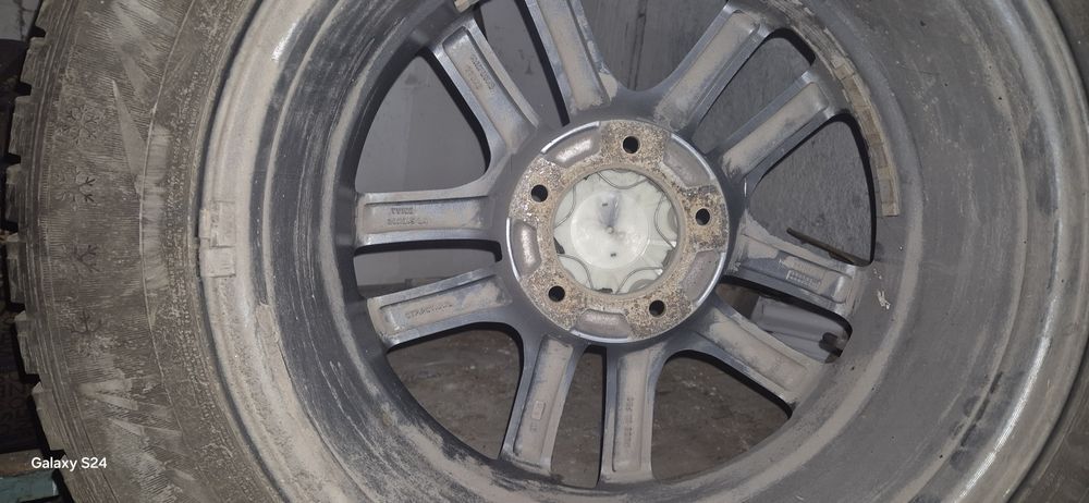 Продам резину с дисками и без 285×60×R18 и R 20