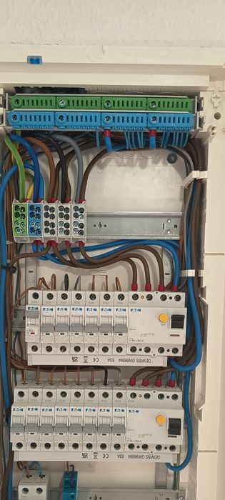 Electrician autorizat