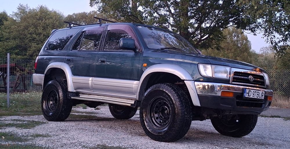 Vand sau achimb Toyota Hilux